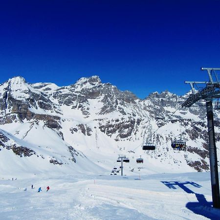 Casa Vacanza In Tipico Chalet Di Montagna Villa Varzo Eksteriør billede