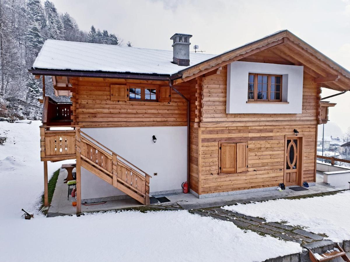 Casa Vacanza In Tipico Chalet Di Montagna Villa Varzo Eksteriør billede